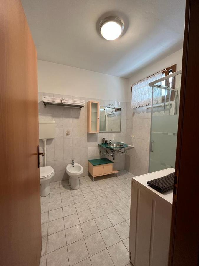 Appartamento Violetta Malcesine Bagian luar foto